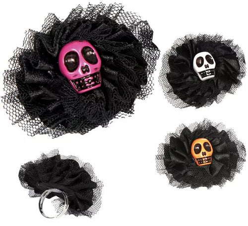 Anillo con calaveras en colores surtidos