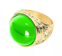 Goldring mit grünem Edelstein