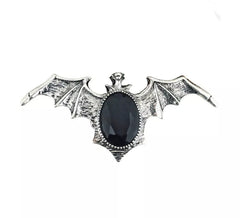Gotischer Fledermausring mit schwarzem Stein