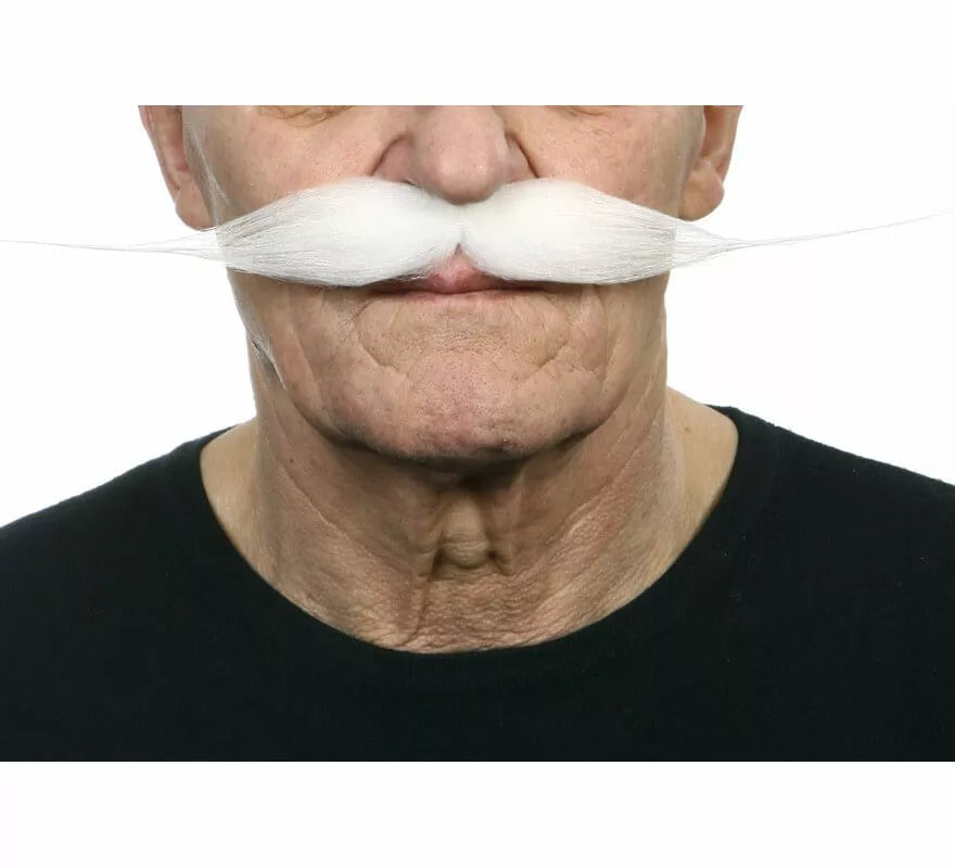 Translation missing: de.Bigote grande blanco