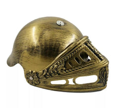 Goldener Ritterhelm mit Gitter