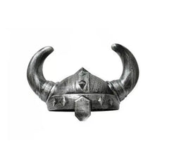Antiker silberner Wikingerhelm mit Hörnern
