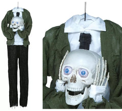 Totenkopf-Anhänger mit Kopf in Händen mit Licht, Ton und Bewegung, 145 cm