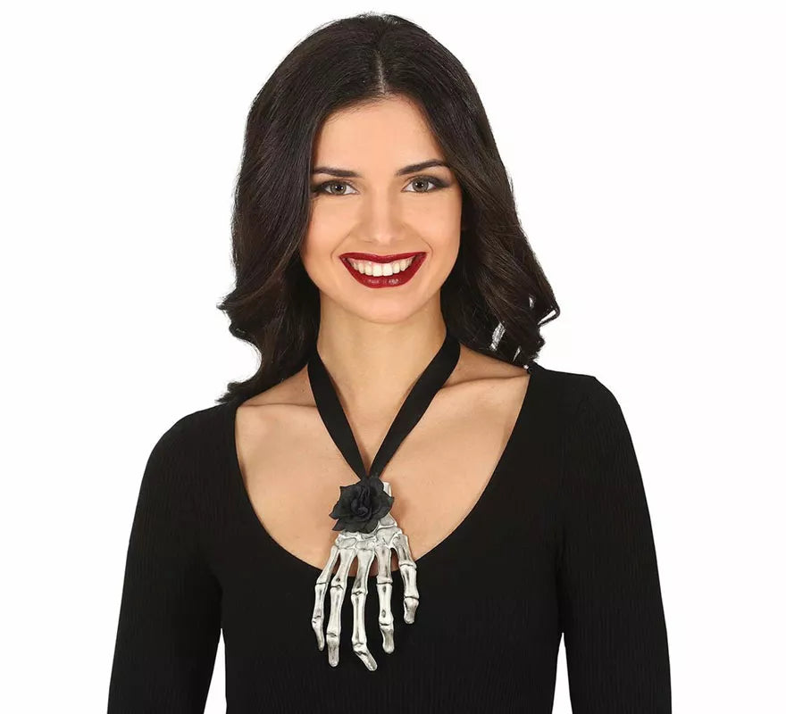 Translation missing: de.Collar con Cinta y Mano Esqueleto Grande
