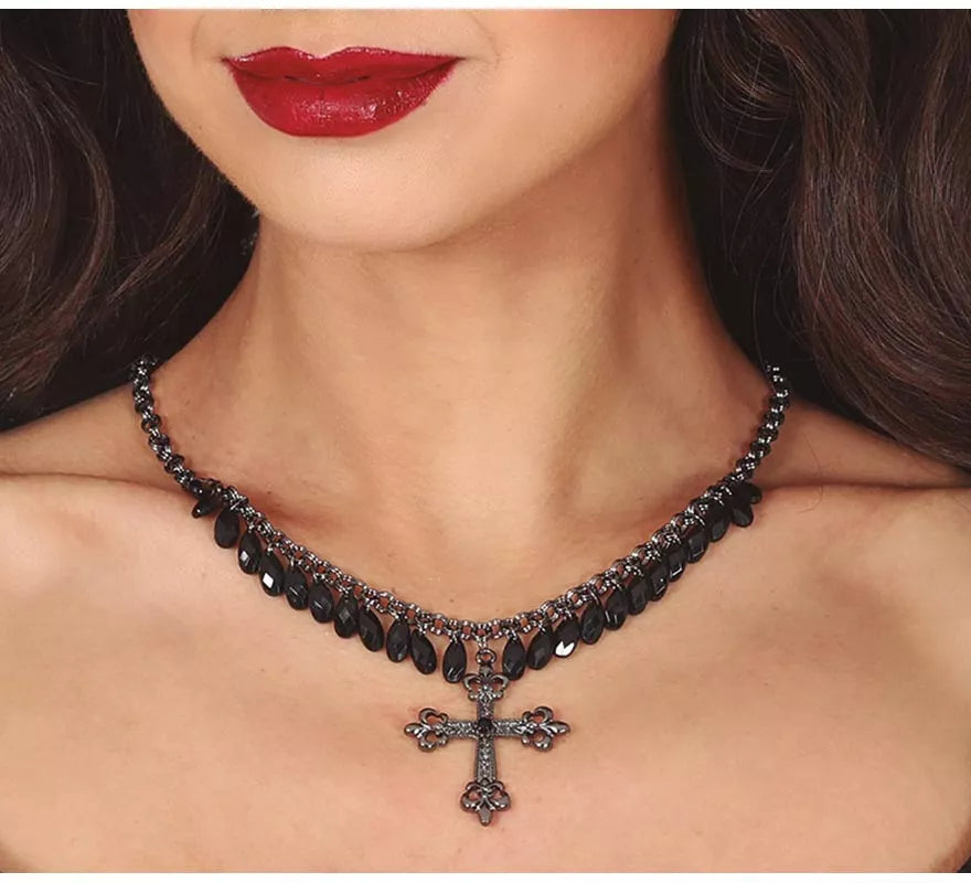 Translation missing: de.Collar Cruz con Piedras Negras