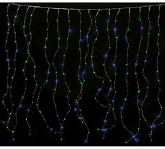 Fadenvorhang aus 300 mehrfarbigen LEDs