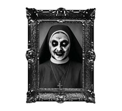 Mörderische Nonne Horroraufkleber 58x45 cm