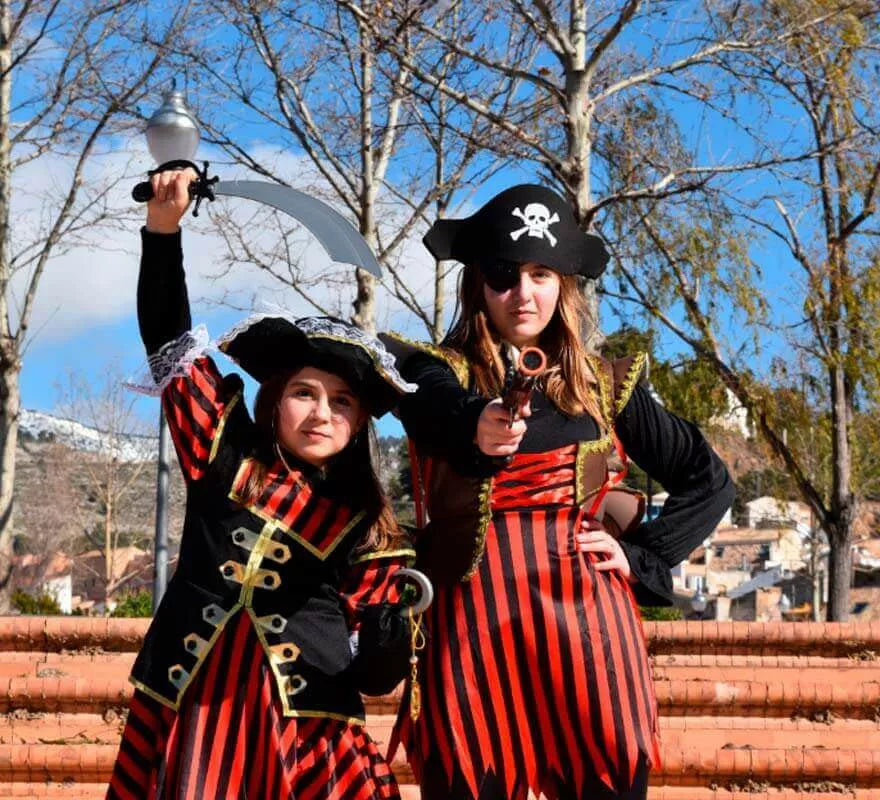 Translation missing: de.Disfraz de Pirata a rayas para niña