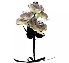 Blume mit Totenkopf