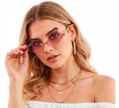 Rosa Schmetterlingsbrille mit Farbverlauf