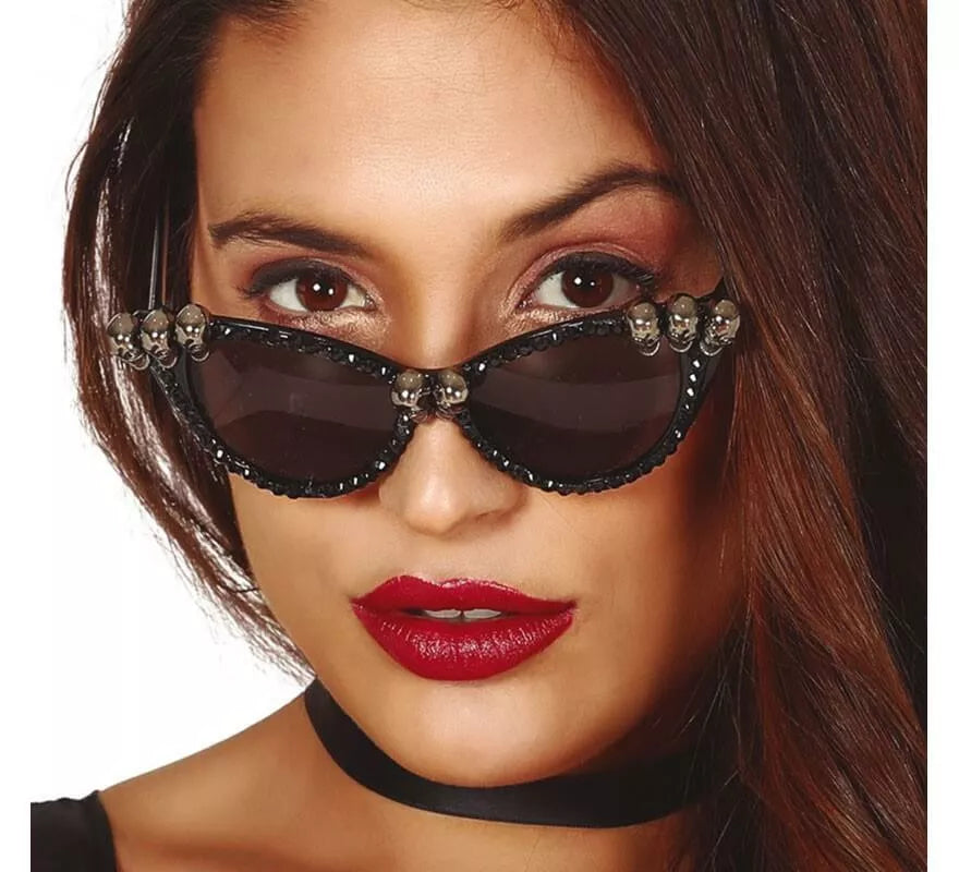 Translation missing: de.Gafas Negras con Calaveras y perlas
