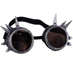 Silberne Steampunk mit Spikes