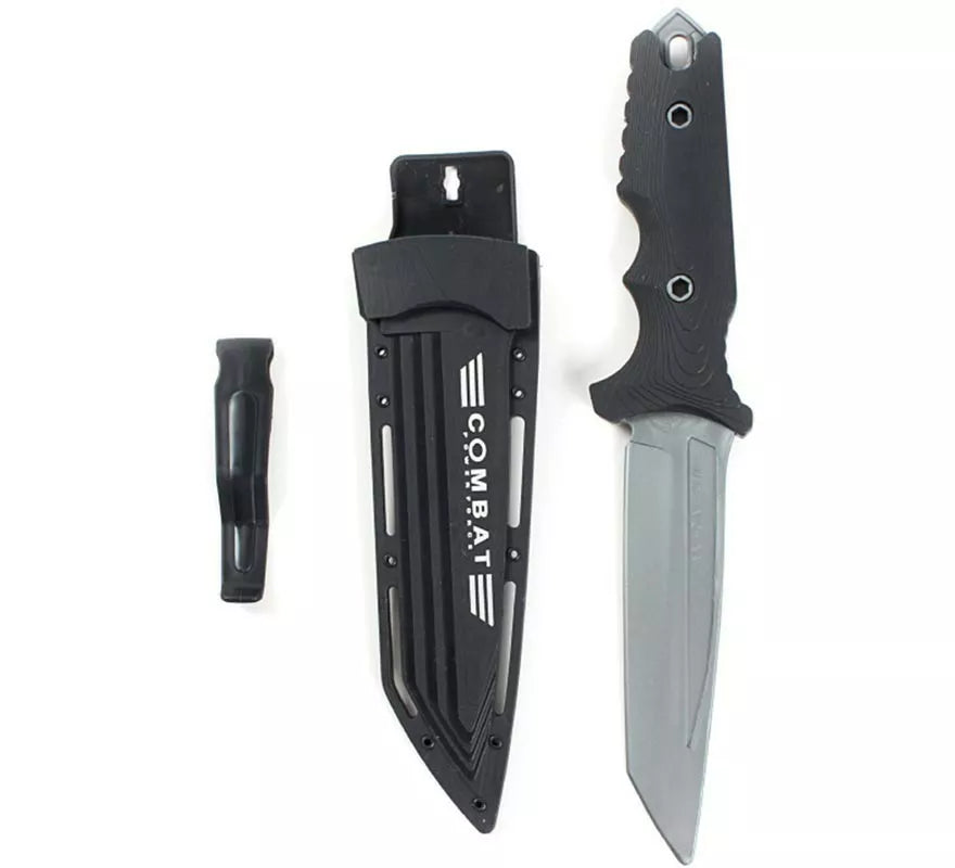 Translation missing: de.Kit de Militar: Cuchillo de juguete con funda
