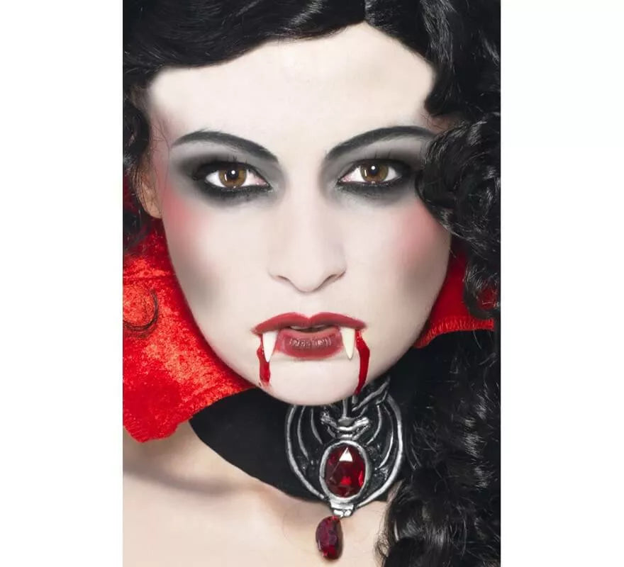 Translation missing: de.Maquillaje de Vampiro: Colmillos, Esponja, Pintura y Sangre