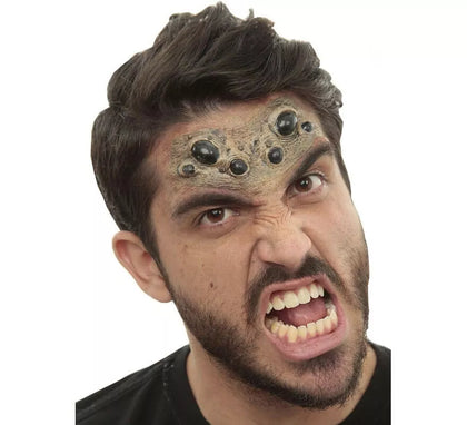 Maquillaje FXs de Ojos de Serpiente