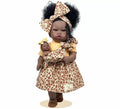 Muñeca Addis con Bebé y Vestido Animal Print de 45 cm
