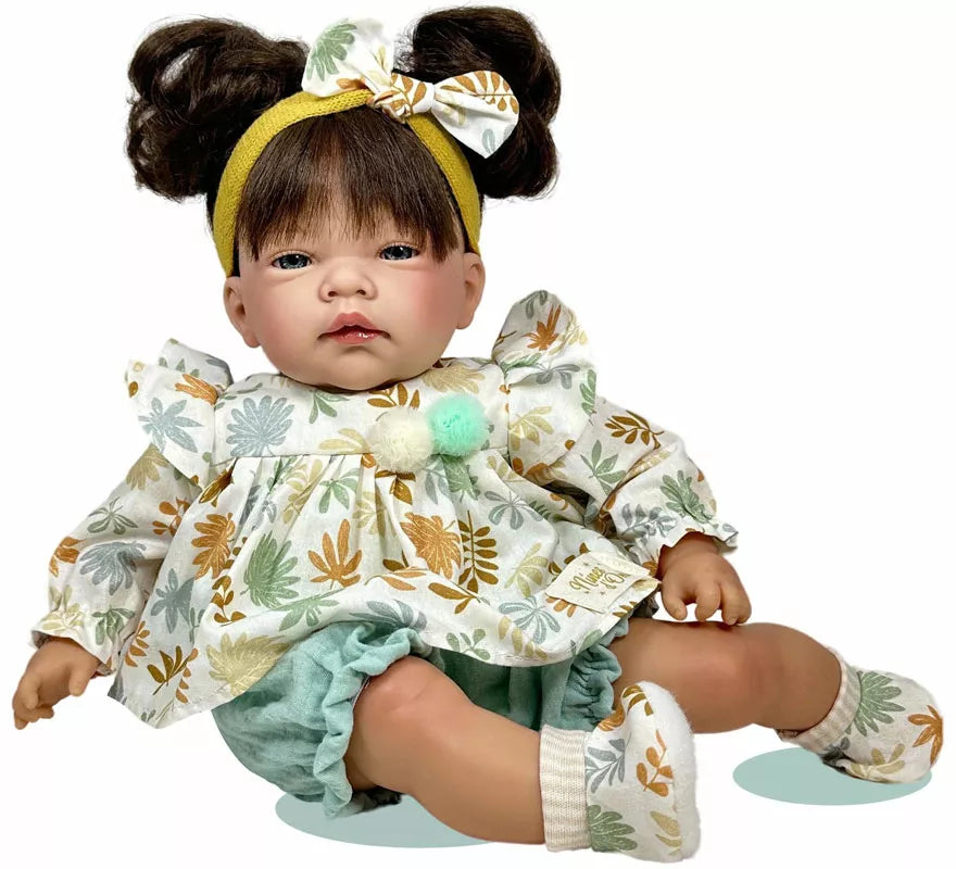 Translation missing: de.Muñeca Celia Floral verde menta de 45 cm