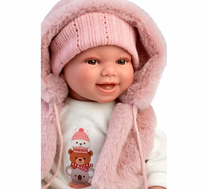 Translation missing: de.Muñeca Chloe Sonrisas de 38 cm con Chaleco y Gorro