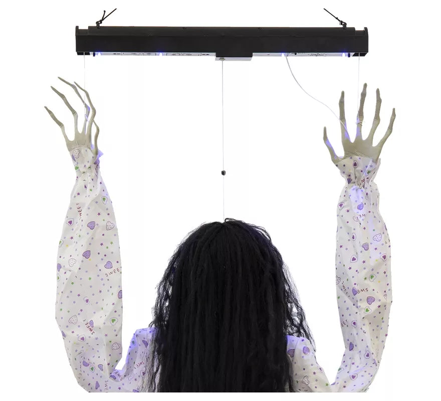 Translation missing: de.Niña Fantasma Colgante de 50x16x118 cm