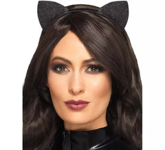 Schwarze Katzenohren