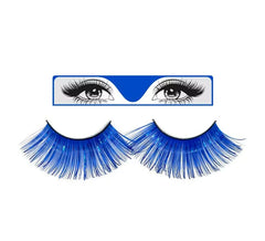 Lange blaue Wimpern
