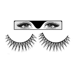 Gekreuzte schwarze Wimpern