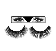 Gekämmte glatte schwarze Wimpern