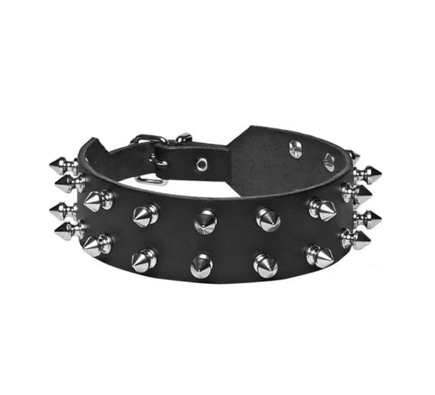 Translation missing: de.Pulsera negra con pinchos plateados