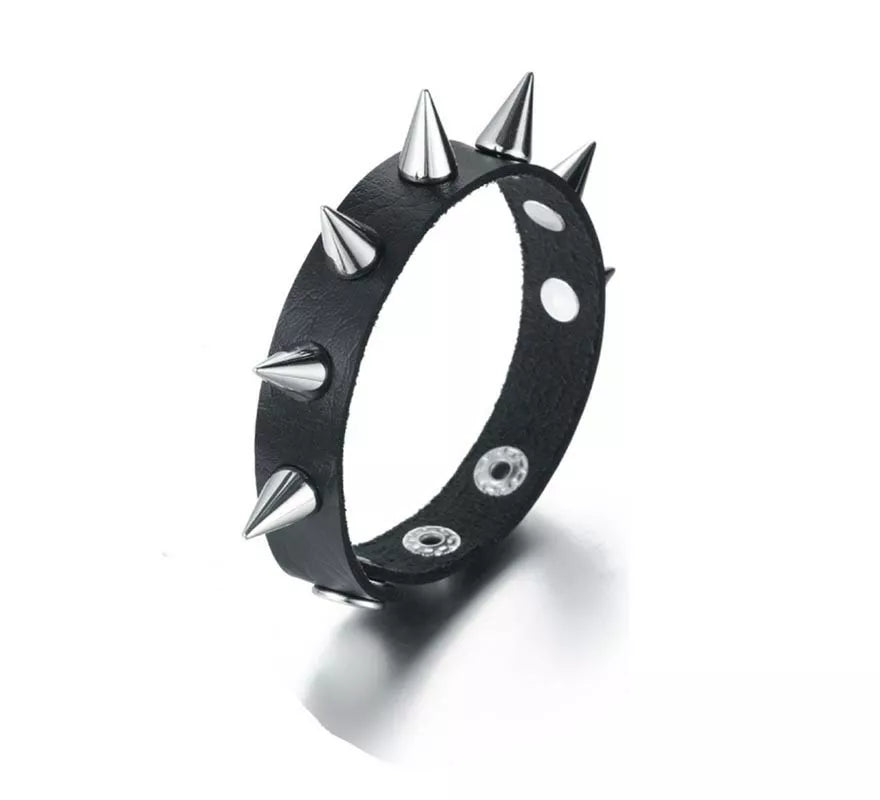 Translation missing: de.Pulsera Punky con pinchos plateados