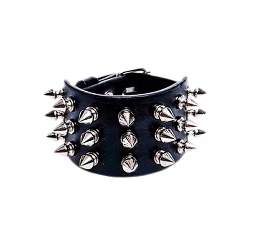 Pulsera Punky negra con 3 filas de púas plateadas