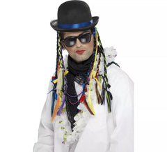 Boy George Melone mit bunten Zöpfen