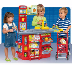 Spielzeugsupermarkt mit Einkaufswagen