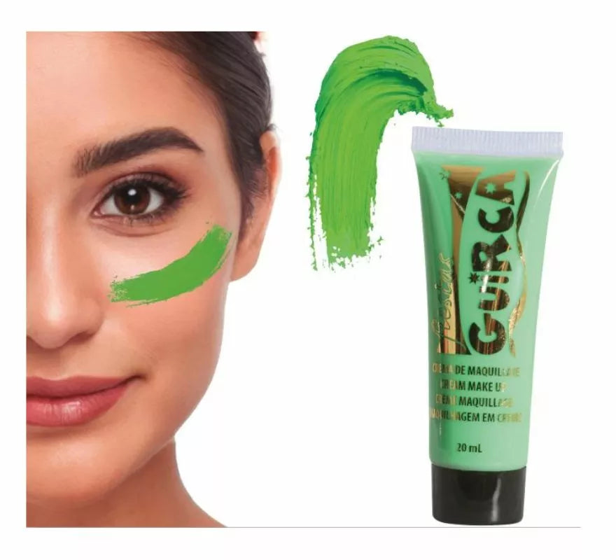 Tubo de 20 ml. de maquillaje en Crema en varios colores.