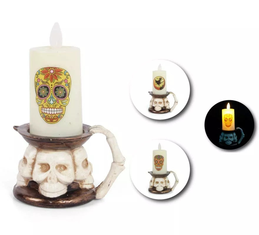 Translation missing: de.Vela Halloween con base Calavera en modelos surtidos con luz de 9,3x14,3 cm