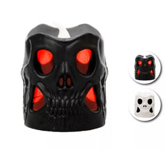 Dunkle Totenkopfkerzen in verschiedenen Modellen